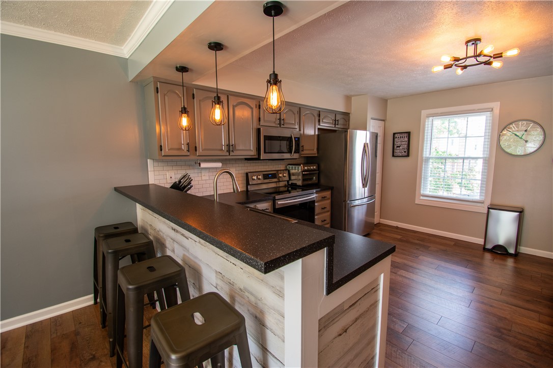 222 Carters Grove Dr