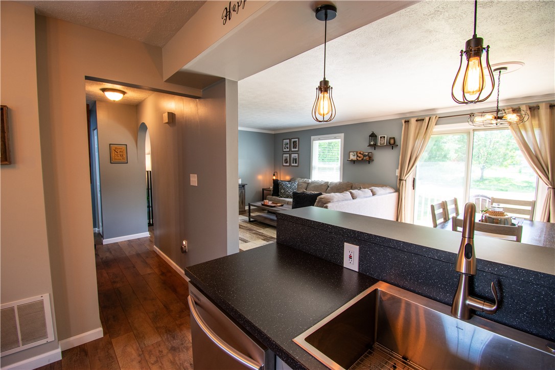 222 Carters Grove Dr