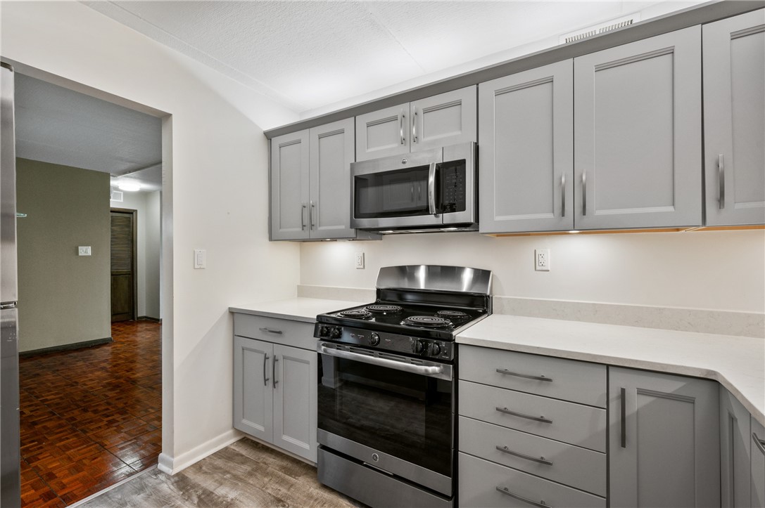 363 S Highland Ave 803