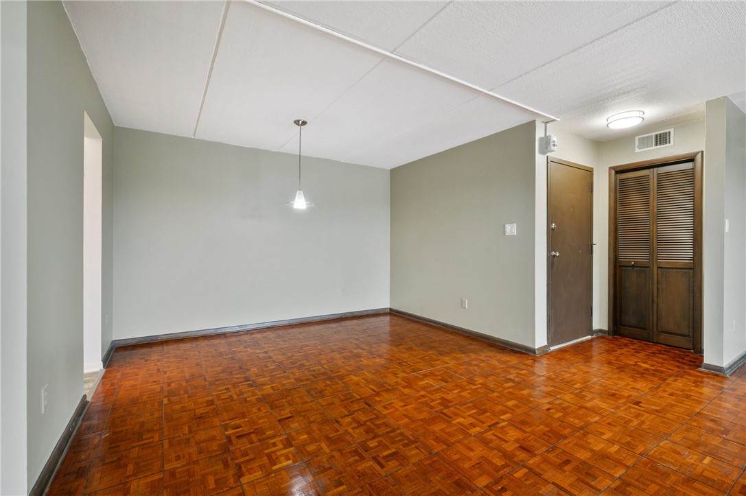 363 S Highland Ave 803
