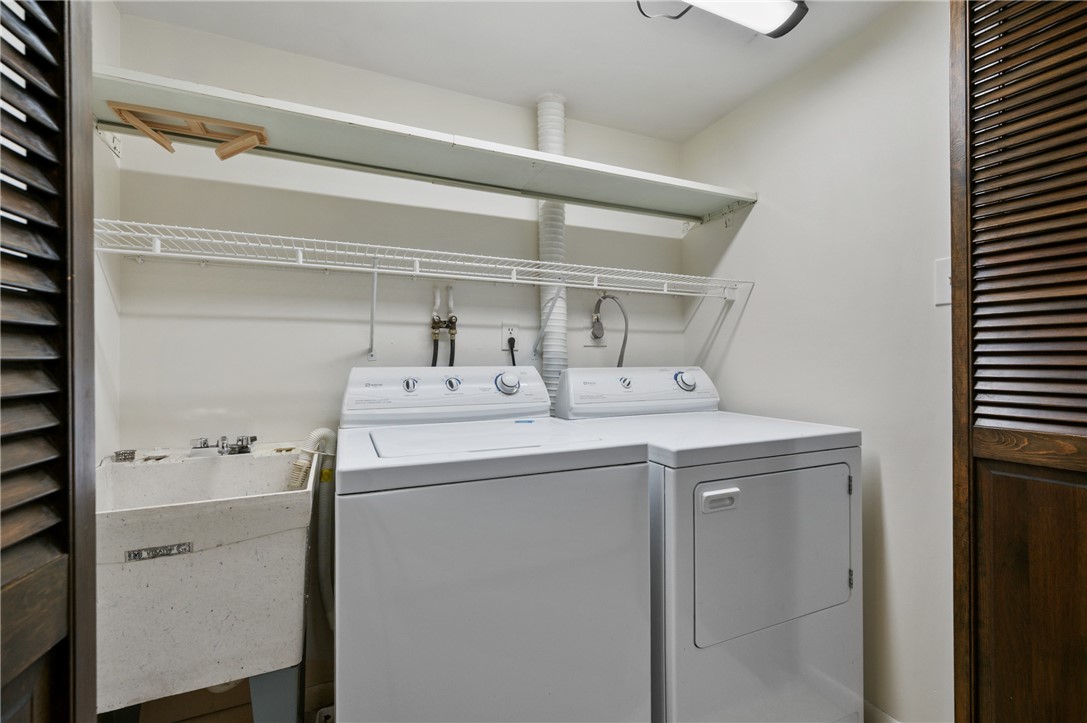 363 S Highland Ave 803