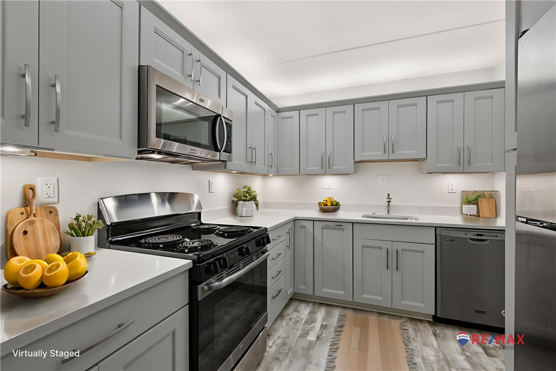 363 S Highland Ave 803