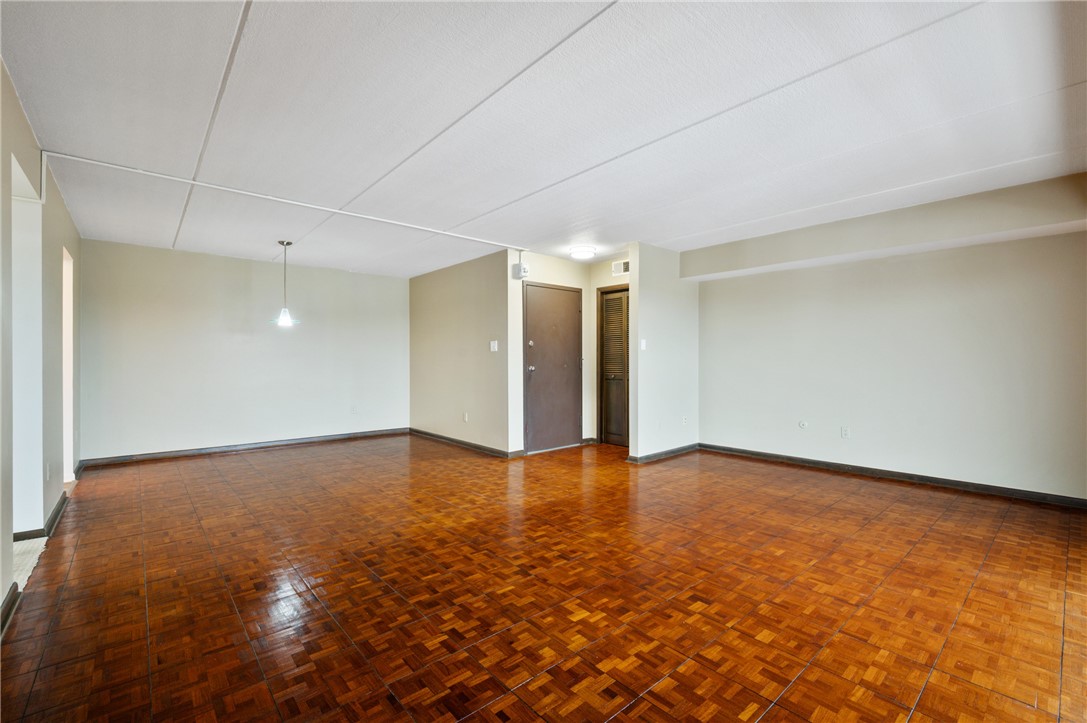 363 S Highland Ave 803
