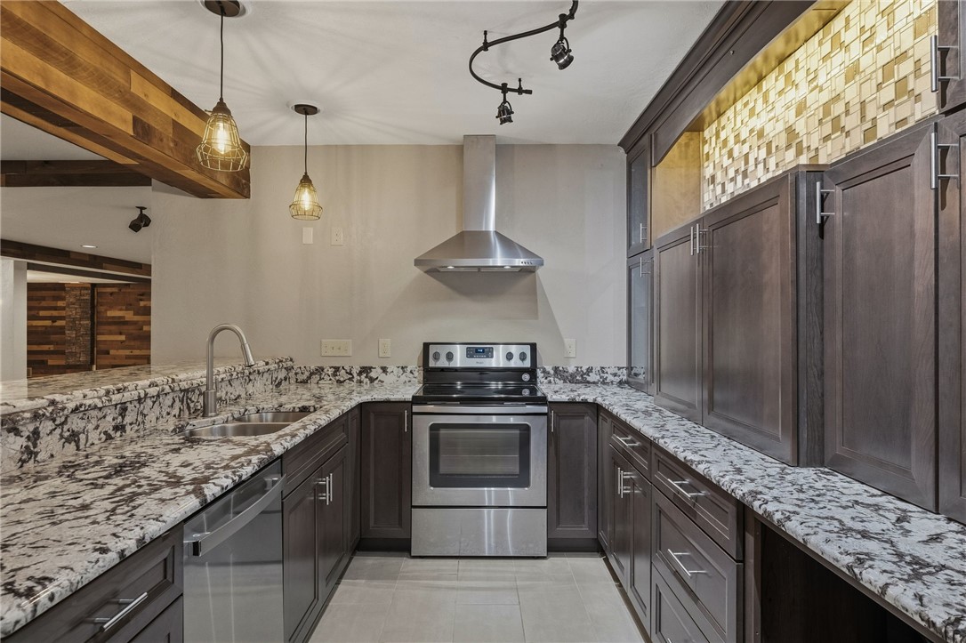 2155 S Villa Dr
