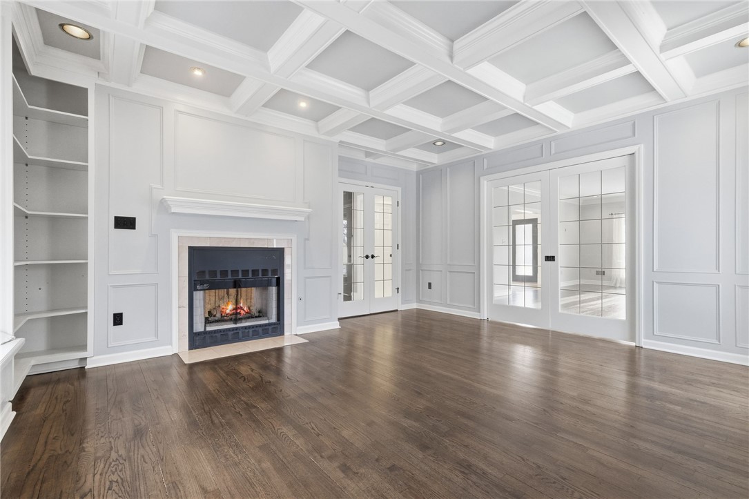 2155 S Villa Dr