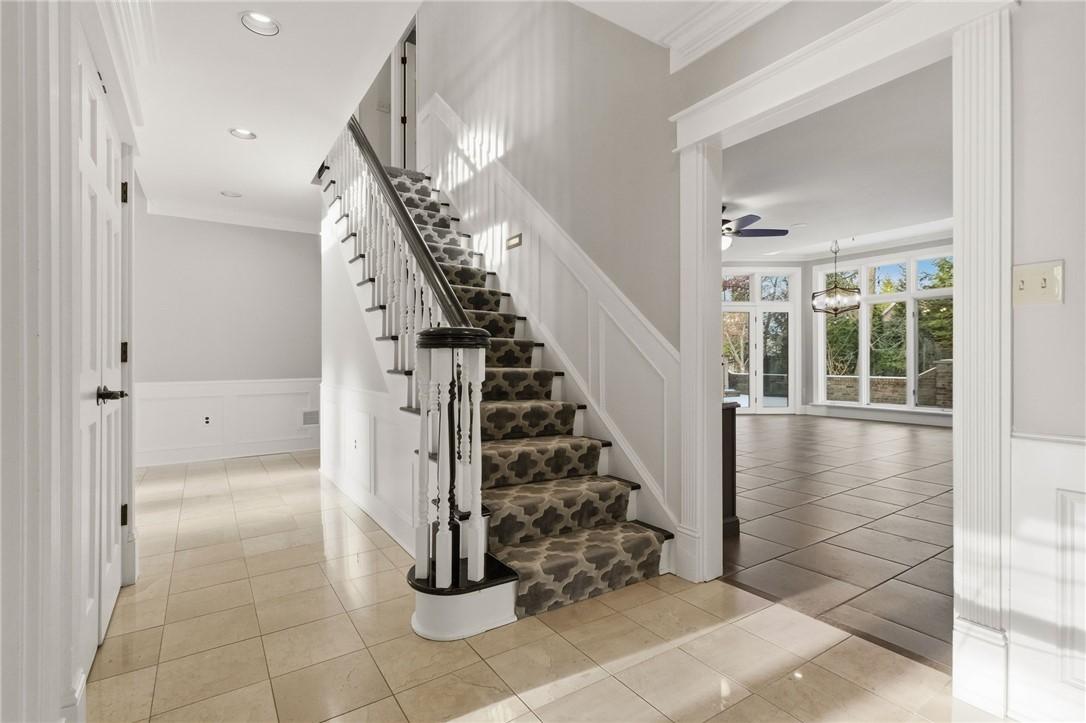 2155 S Villa Dr