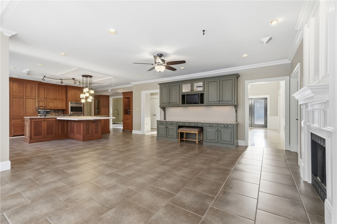 2155 S Villa Dr