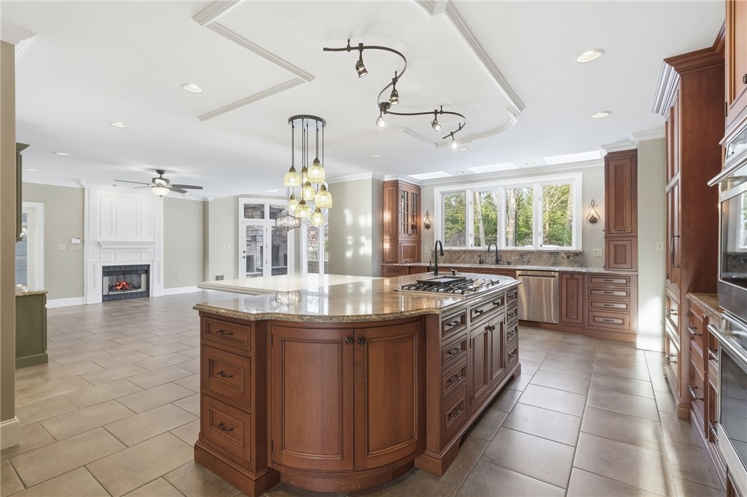 2155 S Villa Dr