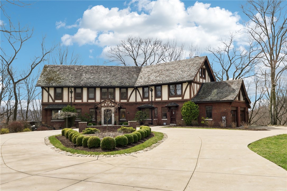 918 W Waldheim Rd