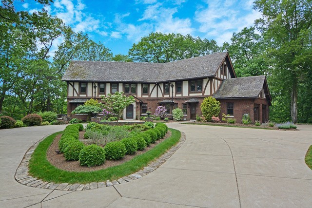 918 W Waldheim Rd