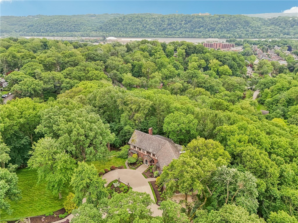 918 W Waldheim Rd
