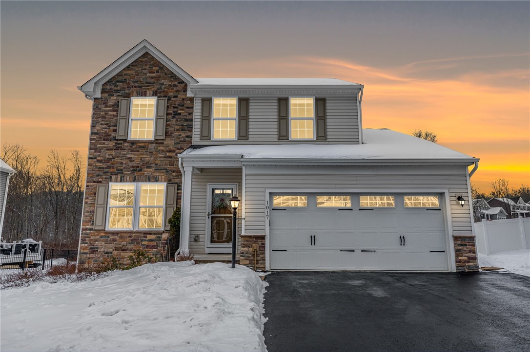 1017 Blackhawk Dr