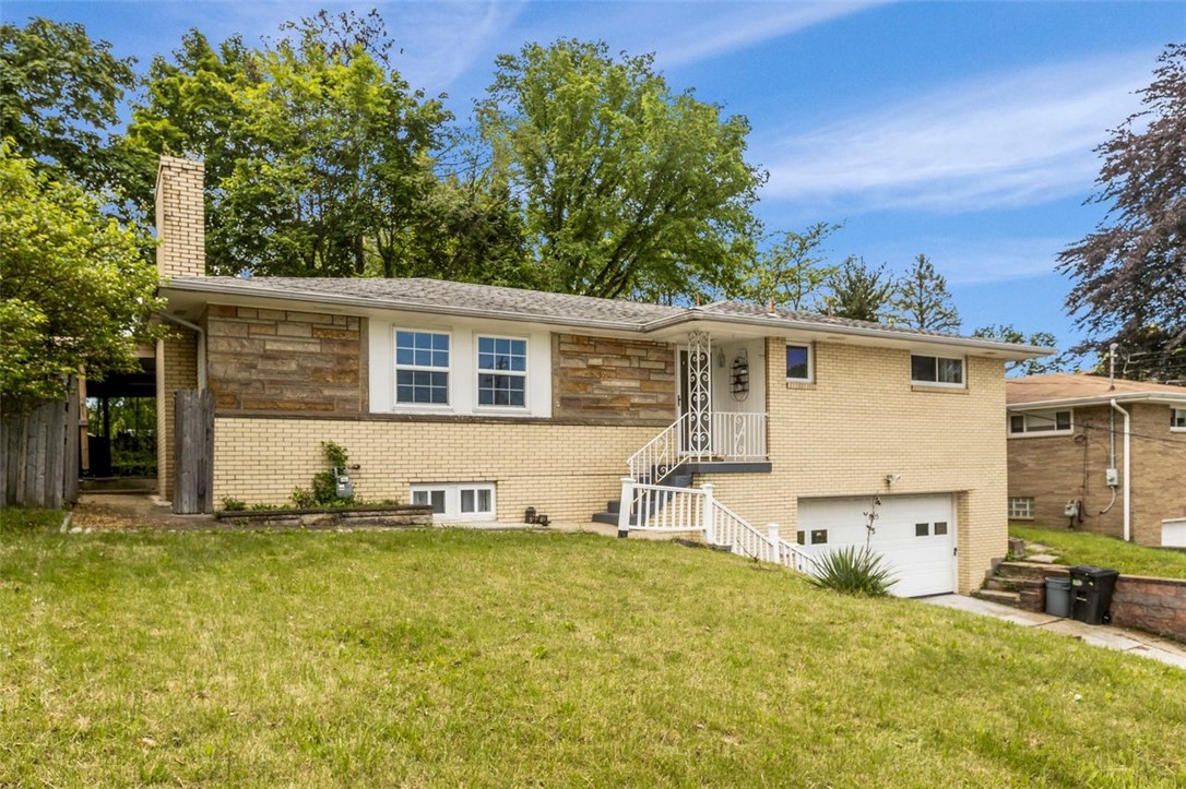 1105 Greentree Rd