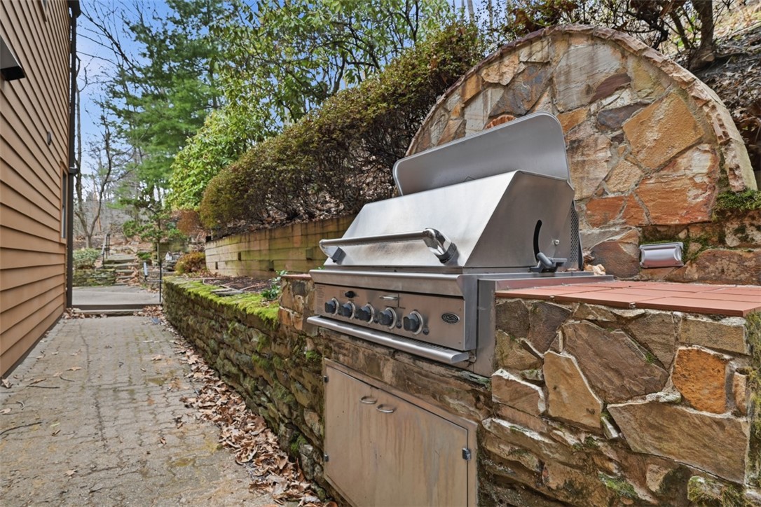 210 Rutledge Drive