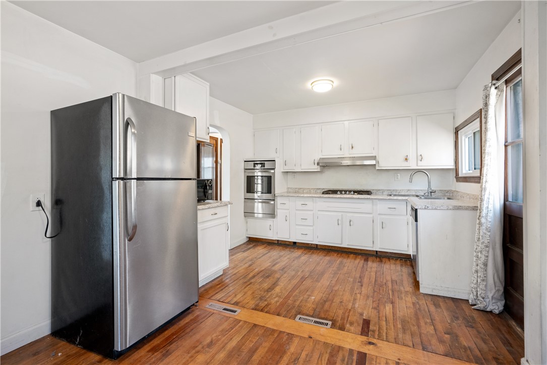 801 Maple Way