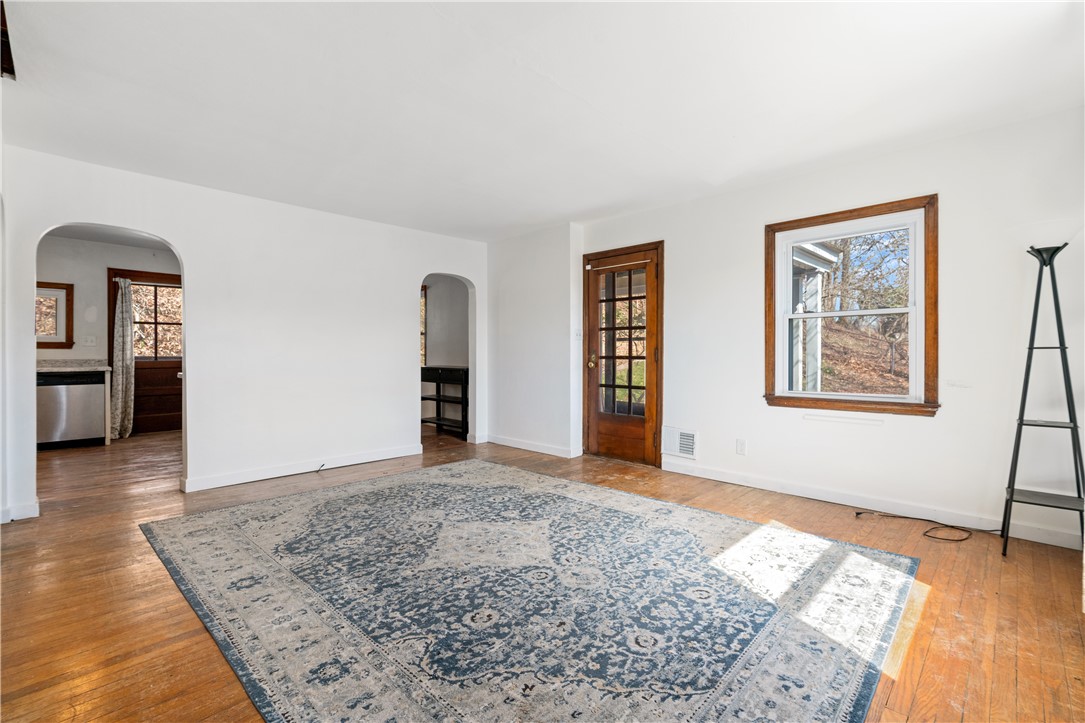 801 Maple Way