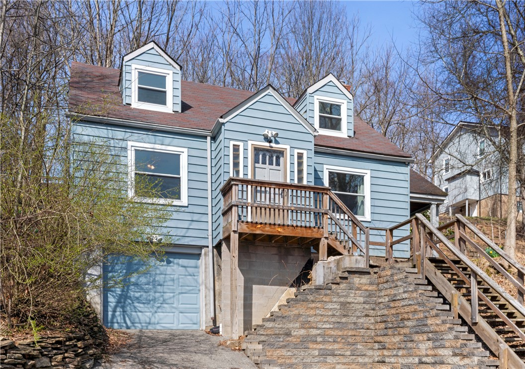 801 Maple Way