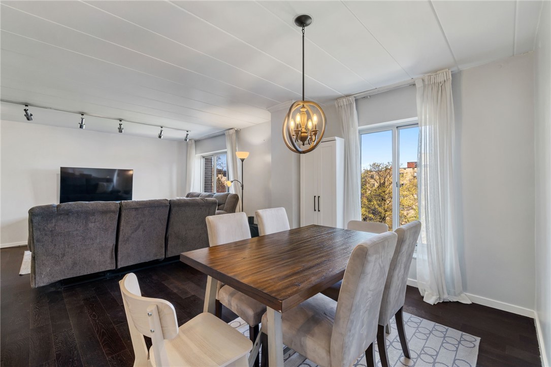 5 Bayard Rd 706