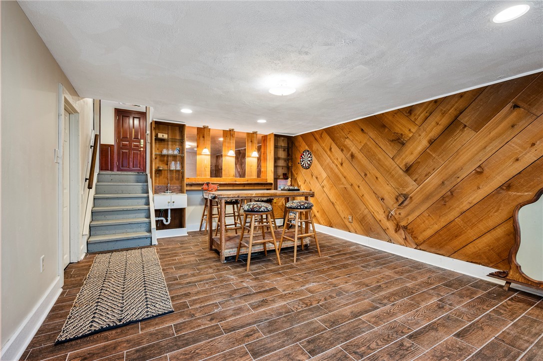 2 Hartle Lane