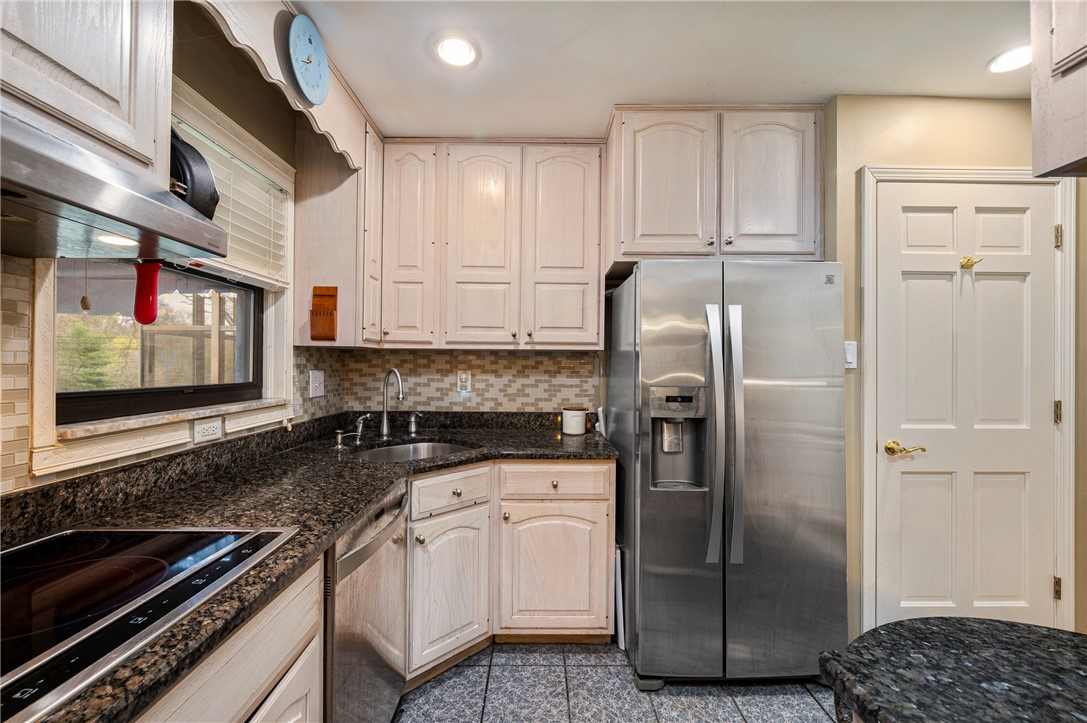2 Hartle Lane