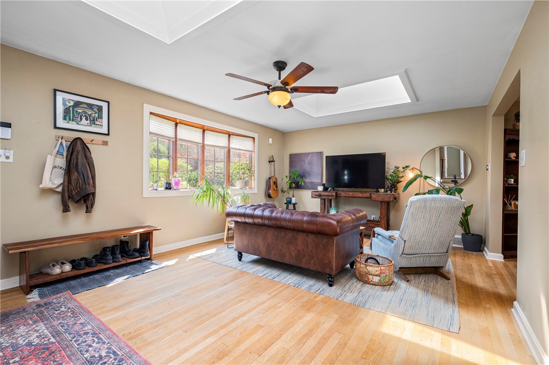 2 Hartle Lane