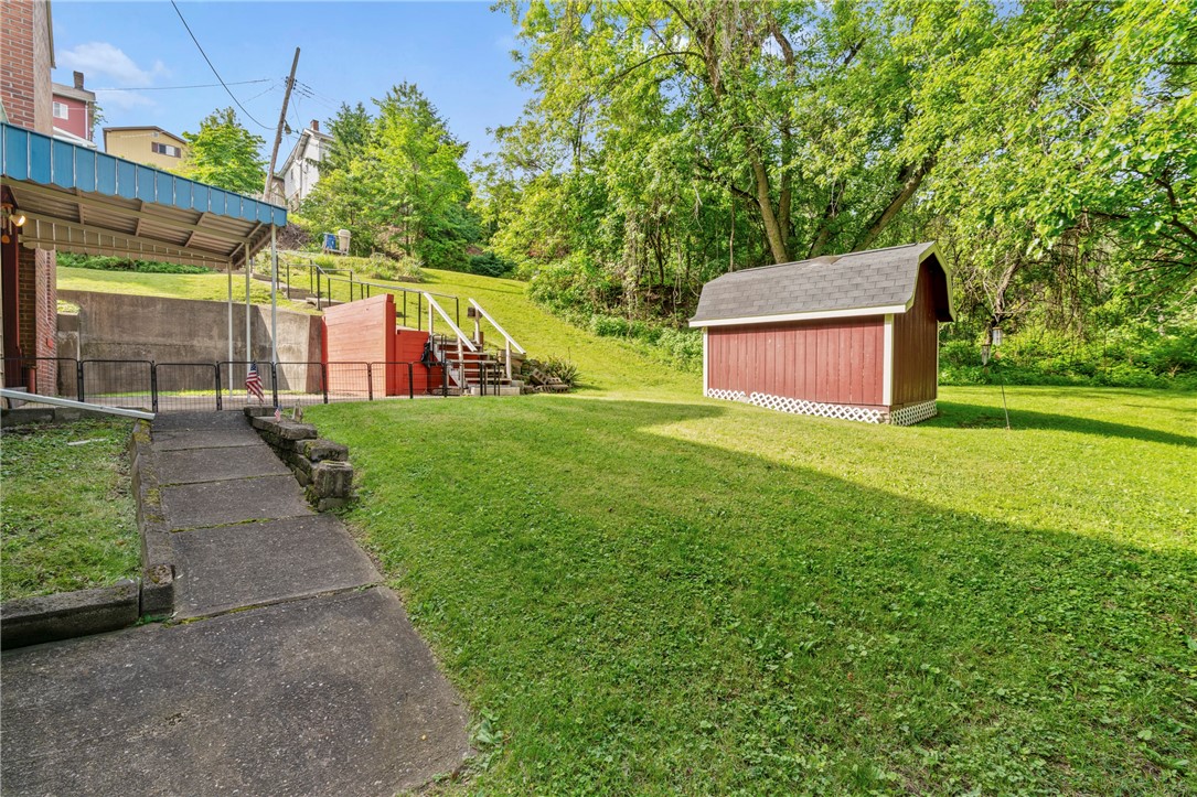 555 Hazelwood Ave