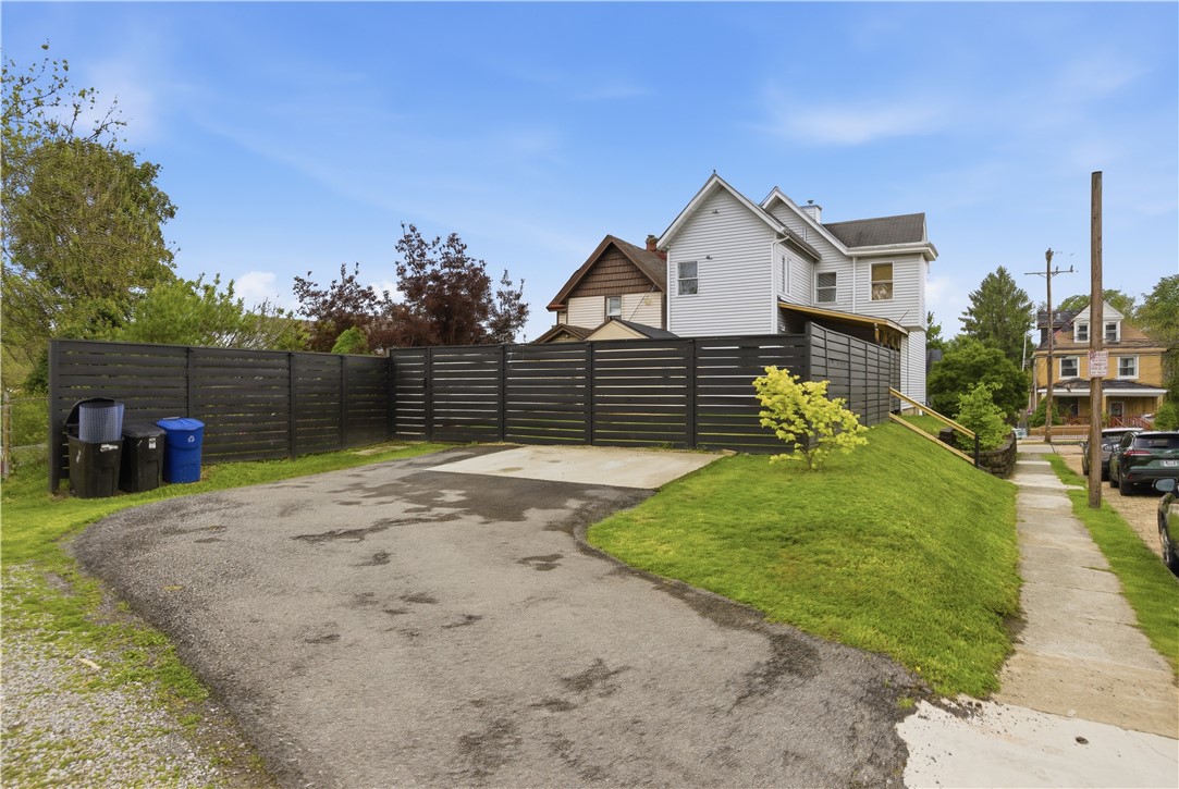 432 Jefferson Ave