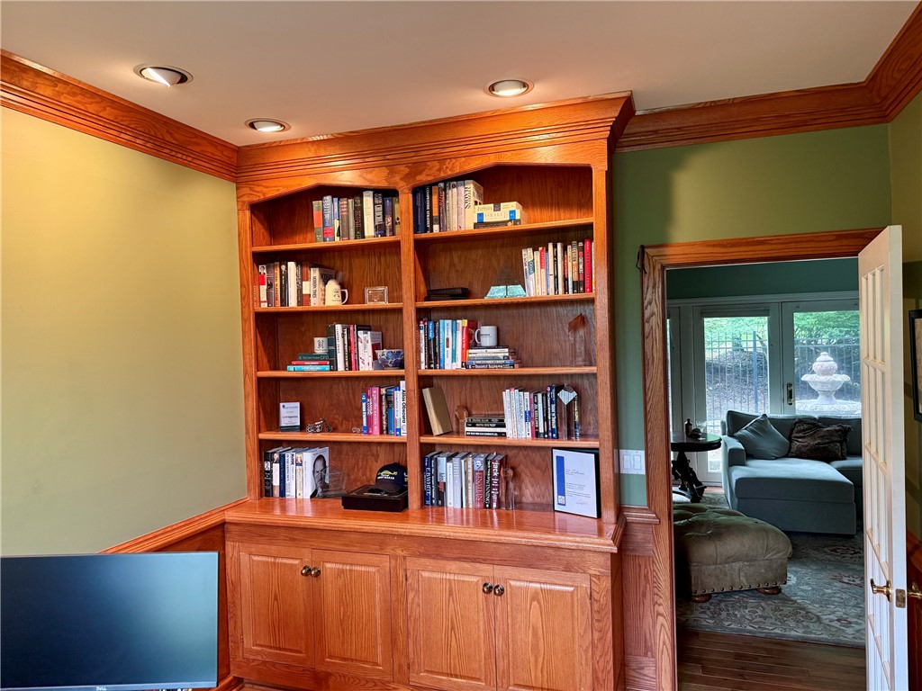 2195 Chardonnay Cir
