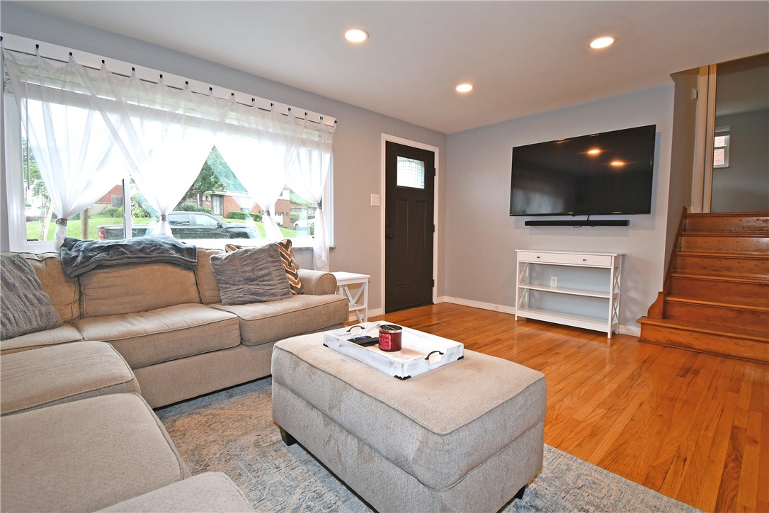 167 Balver Ave