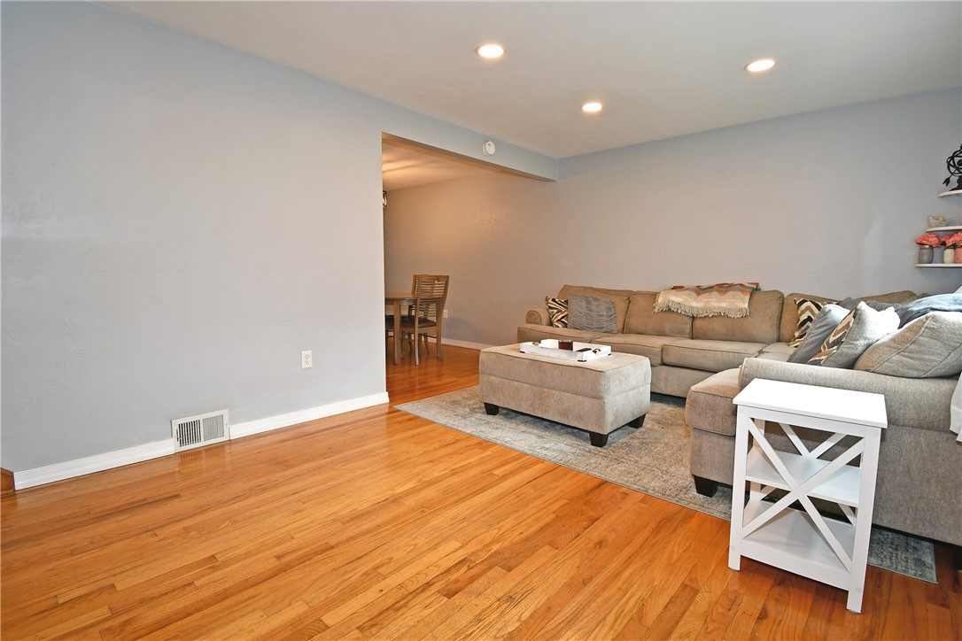 167 Balver Ave
