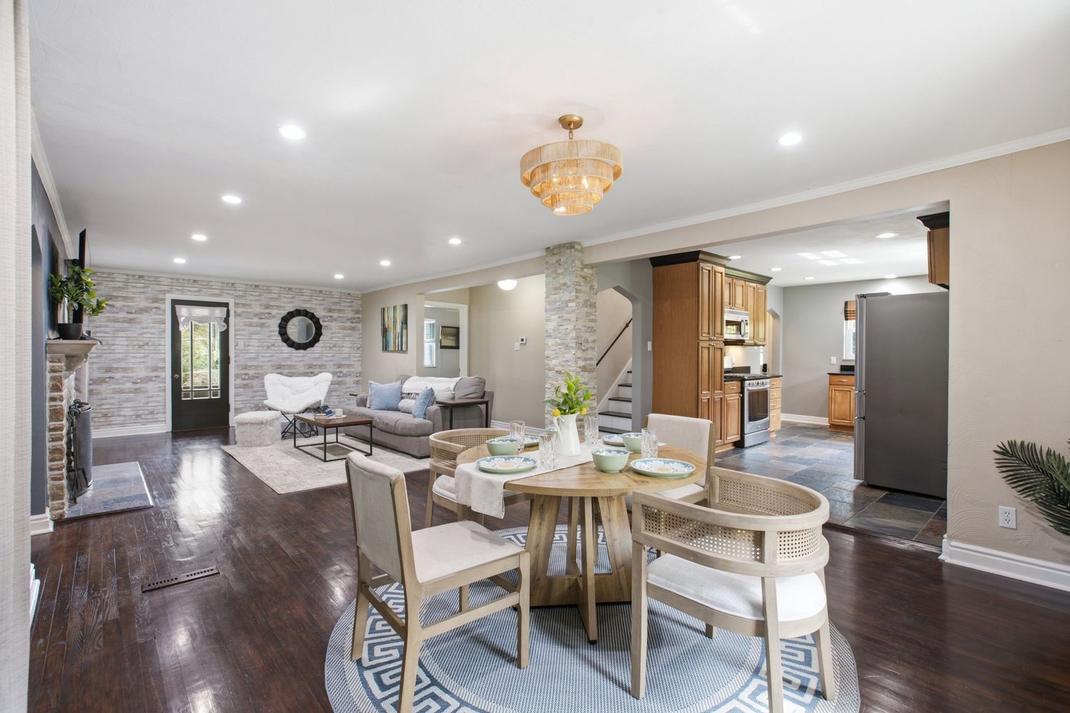 2516 Orlando PLACE