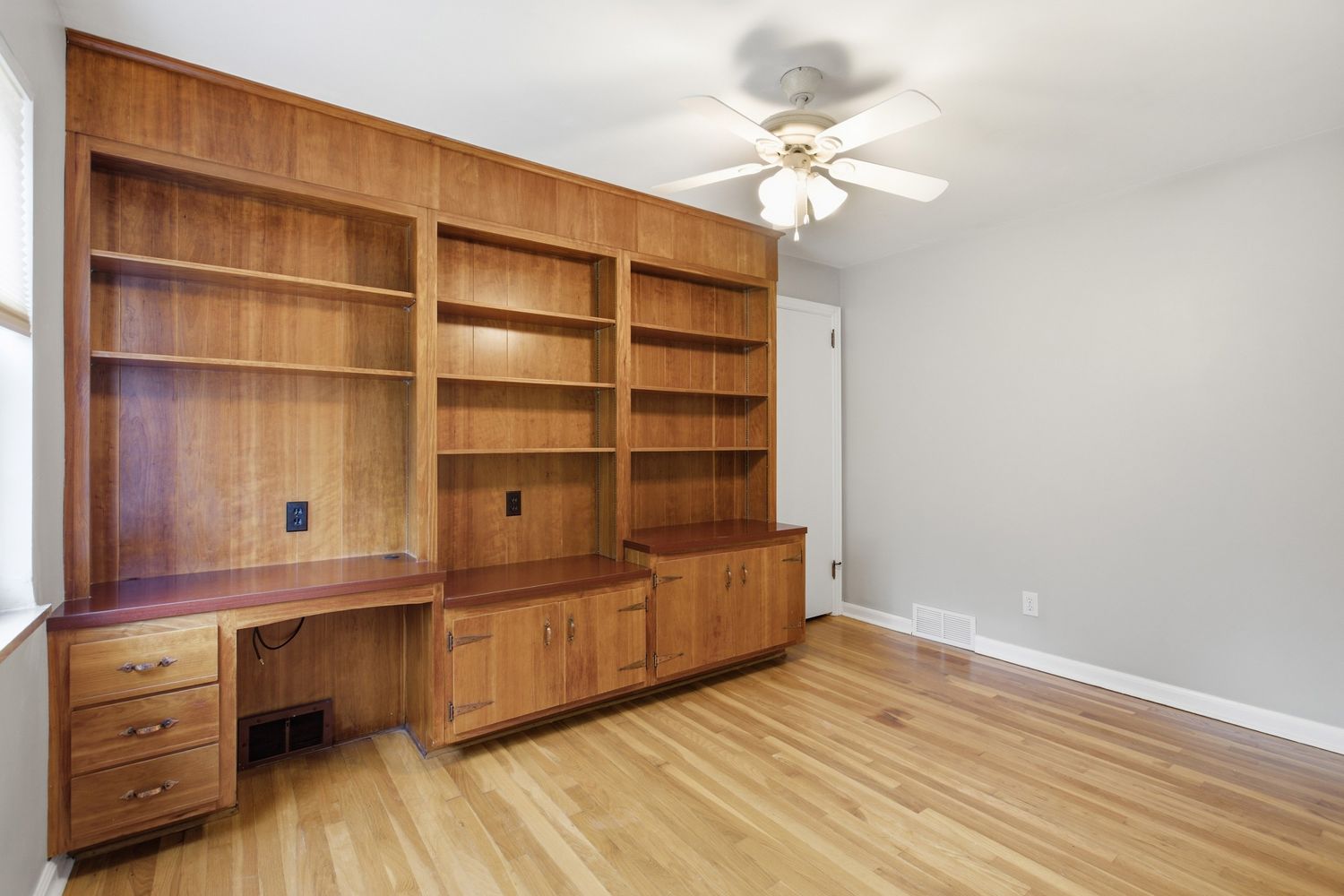 2516 Orlando PLACE