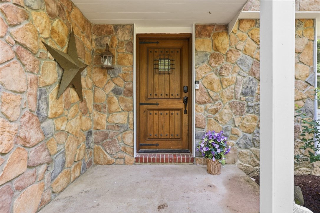 204 Summerfield Dr