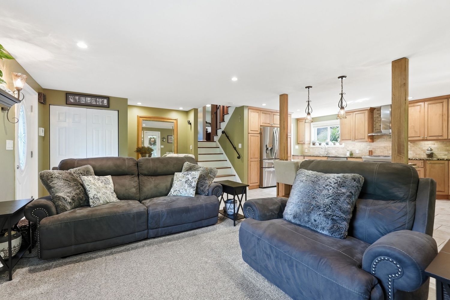 2354 Saddle DRIVE