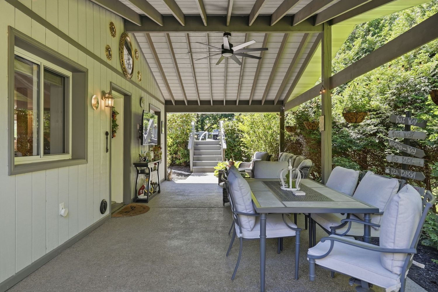 2354 Saddle DRIVE