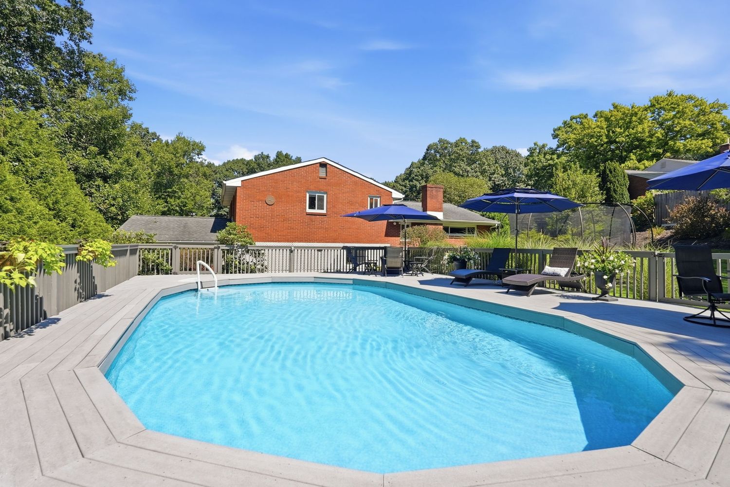 2354 Saddle DRIVE