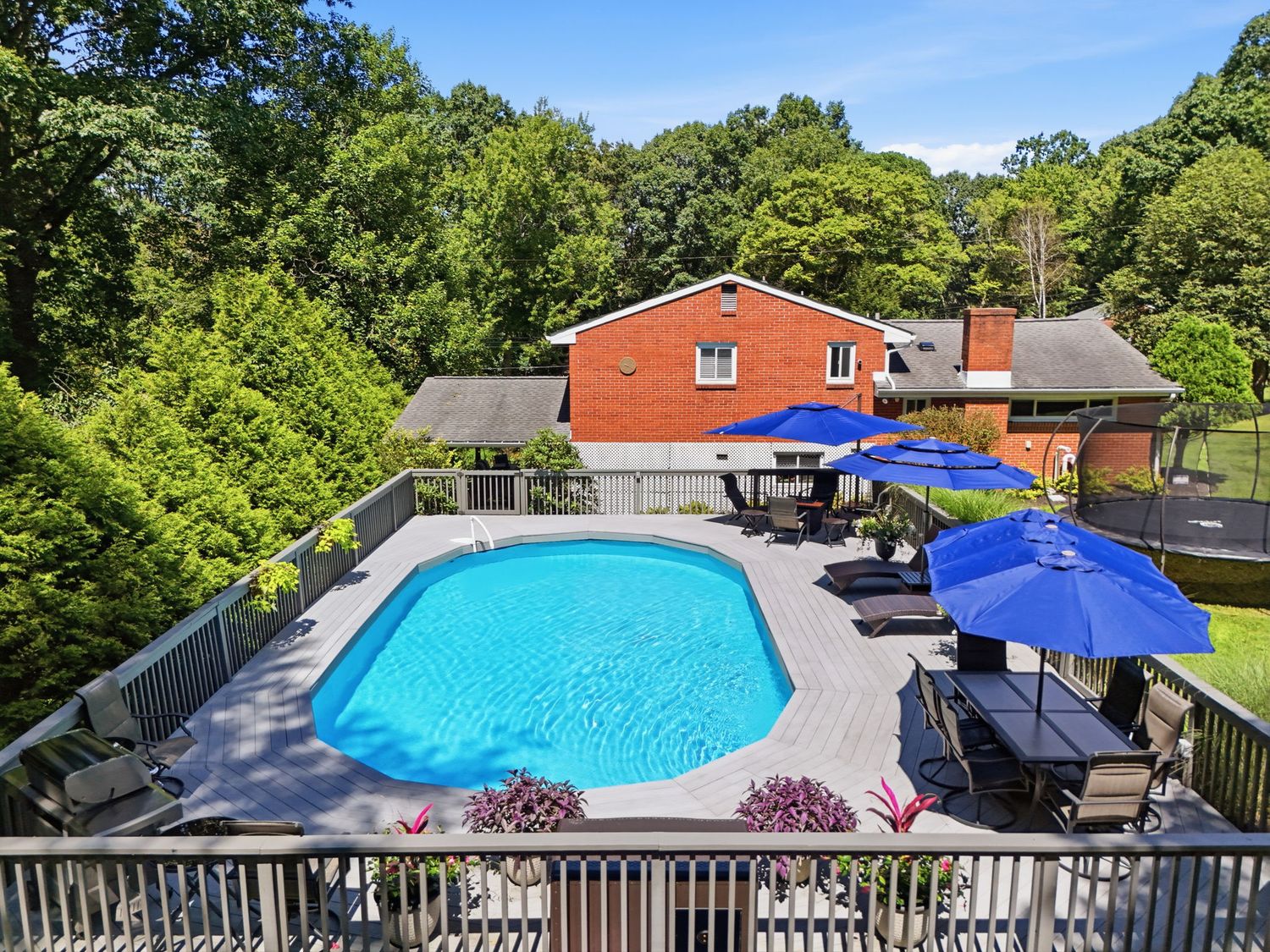2354 Saddle DRIVE