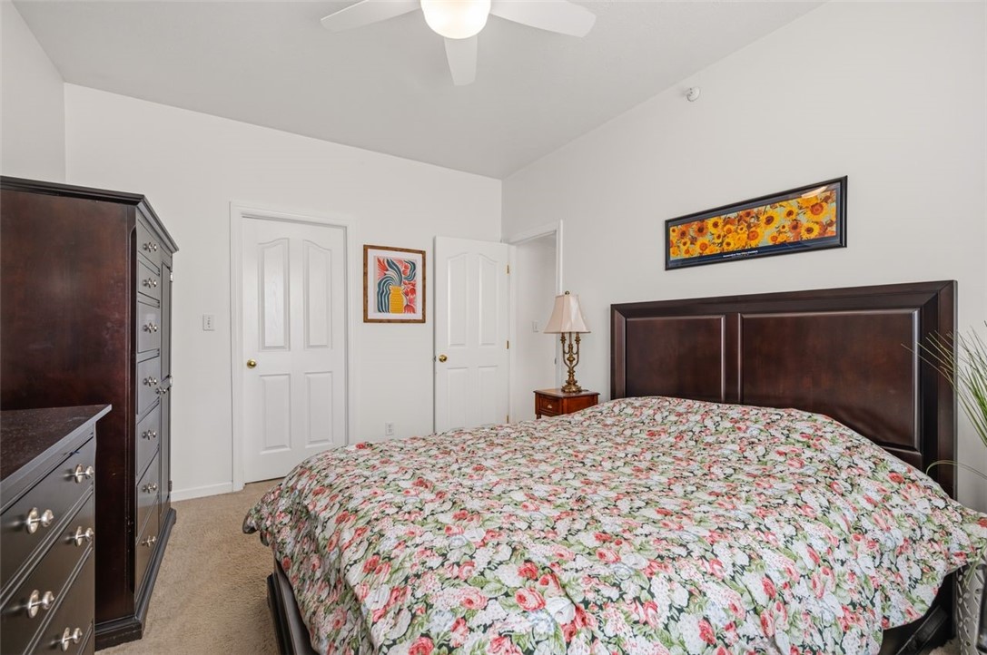 208 Adams Pointe Blvd 2