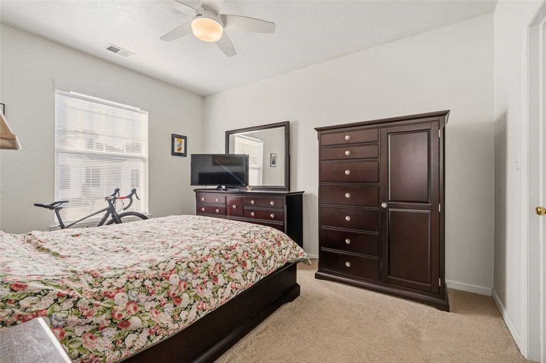 208 Adams Pointe Blvd 2