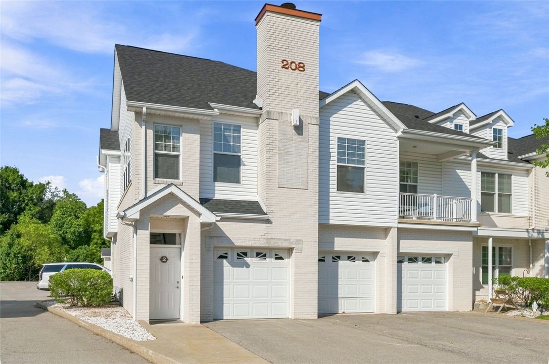 208 Adams Pointe Blvd 2