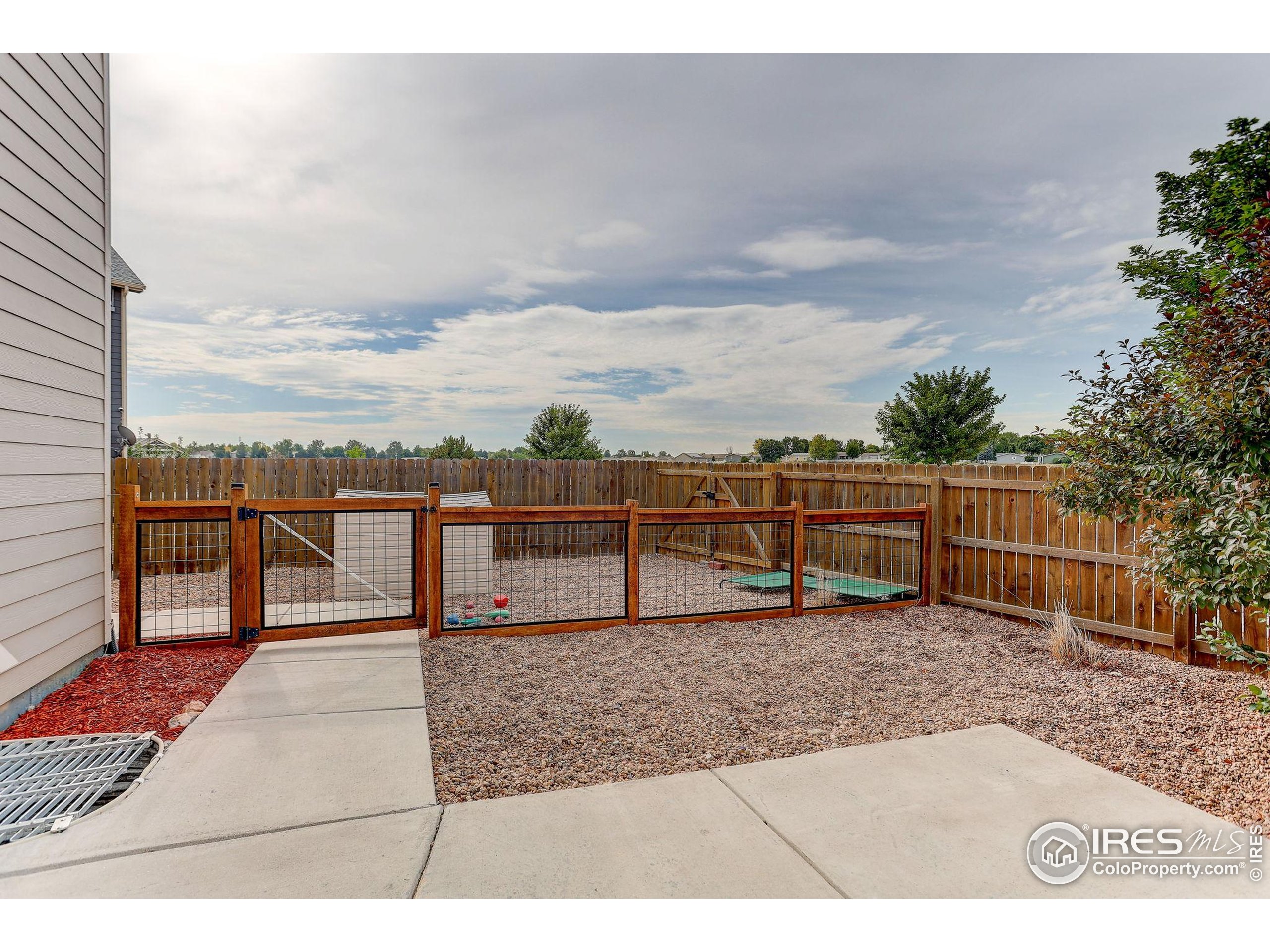 6651 Catalpa Ct