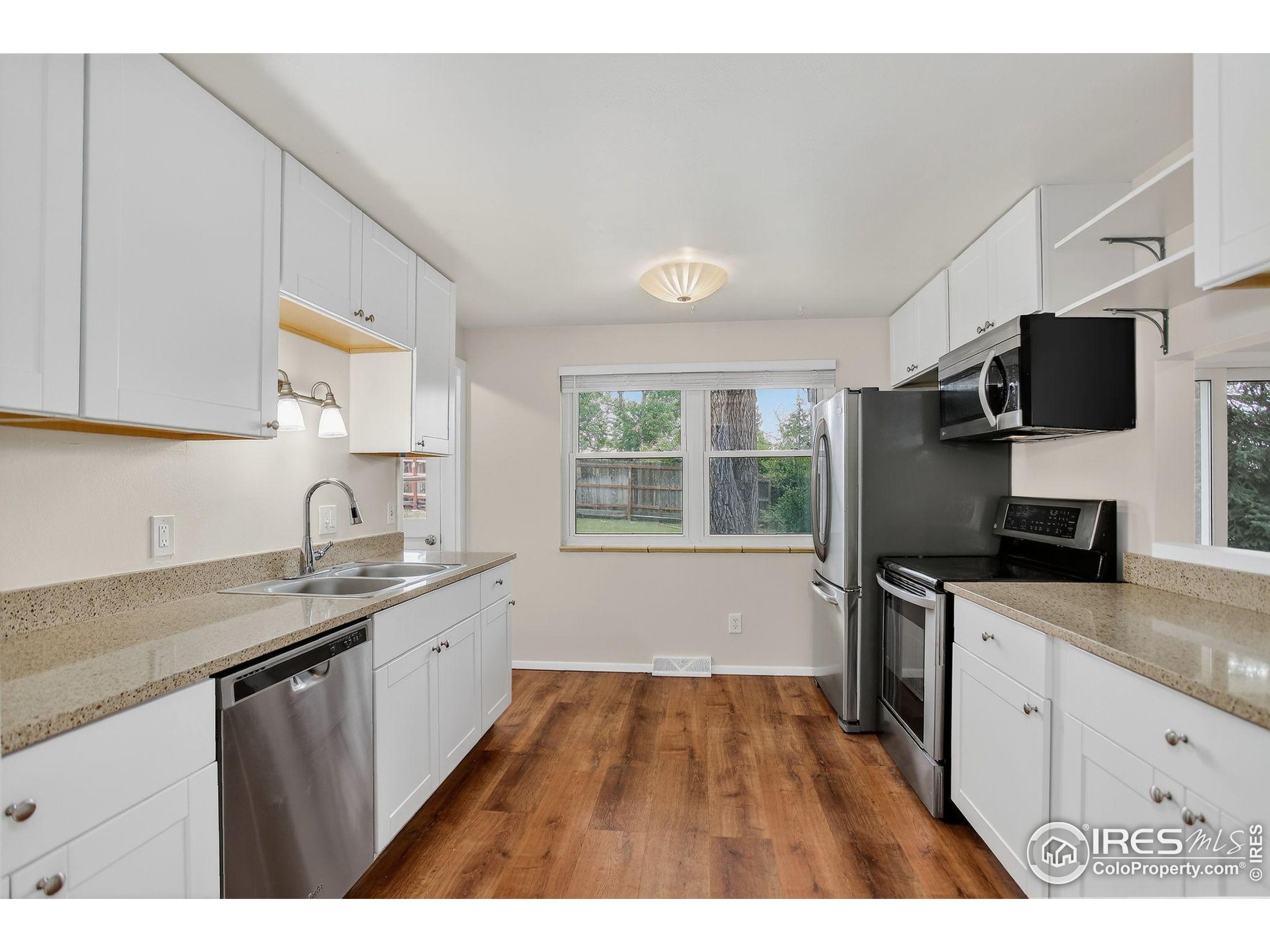 820 W 7th Ave Dr