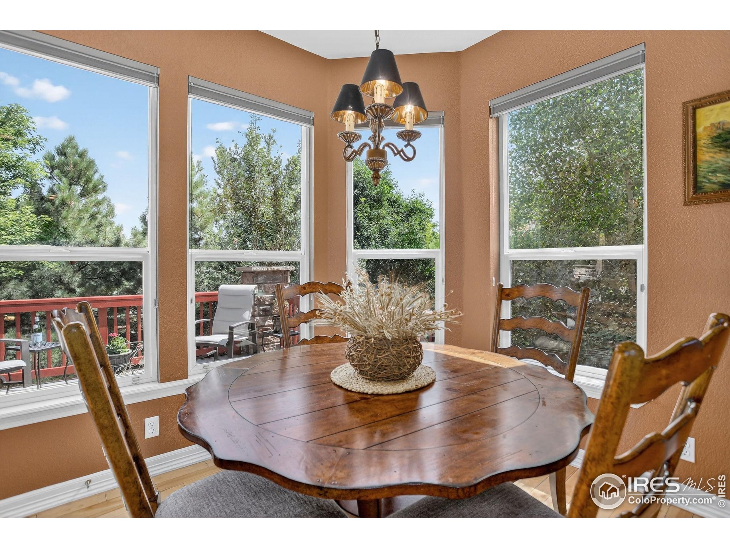 5313 Heather Ct