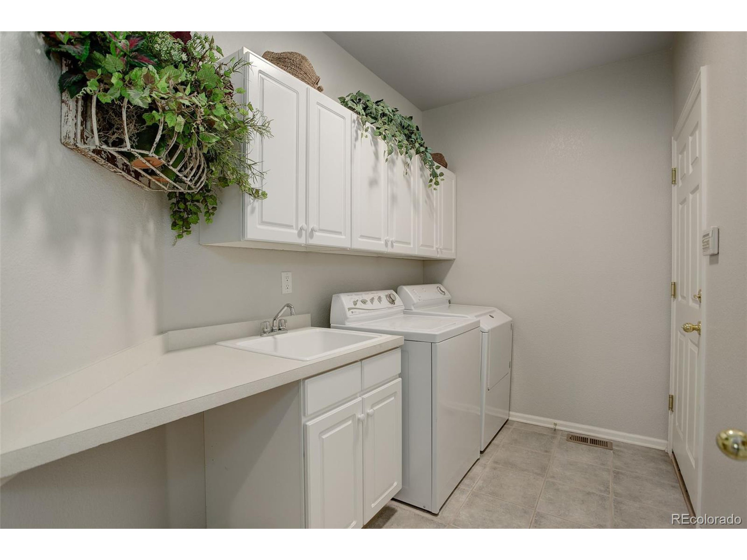 13746 Legend Trl 101