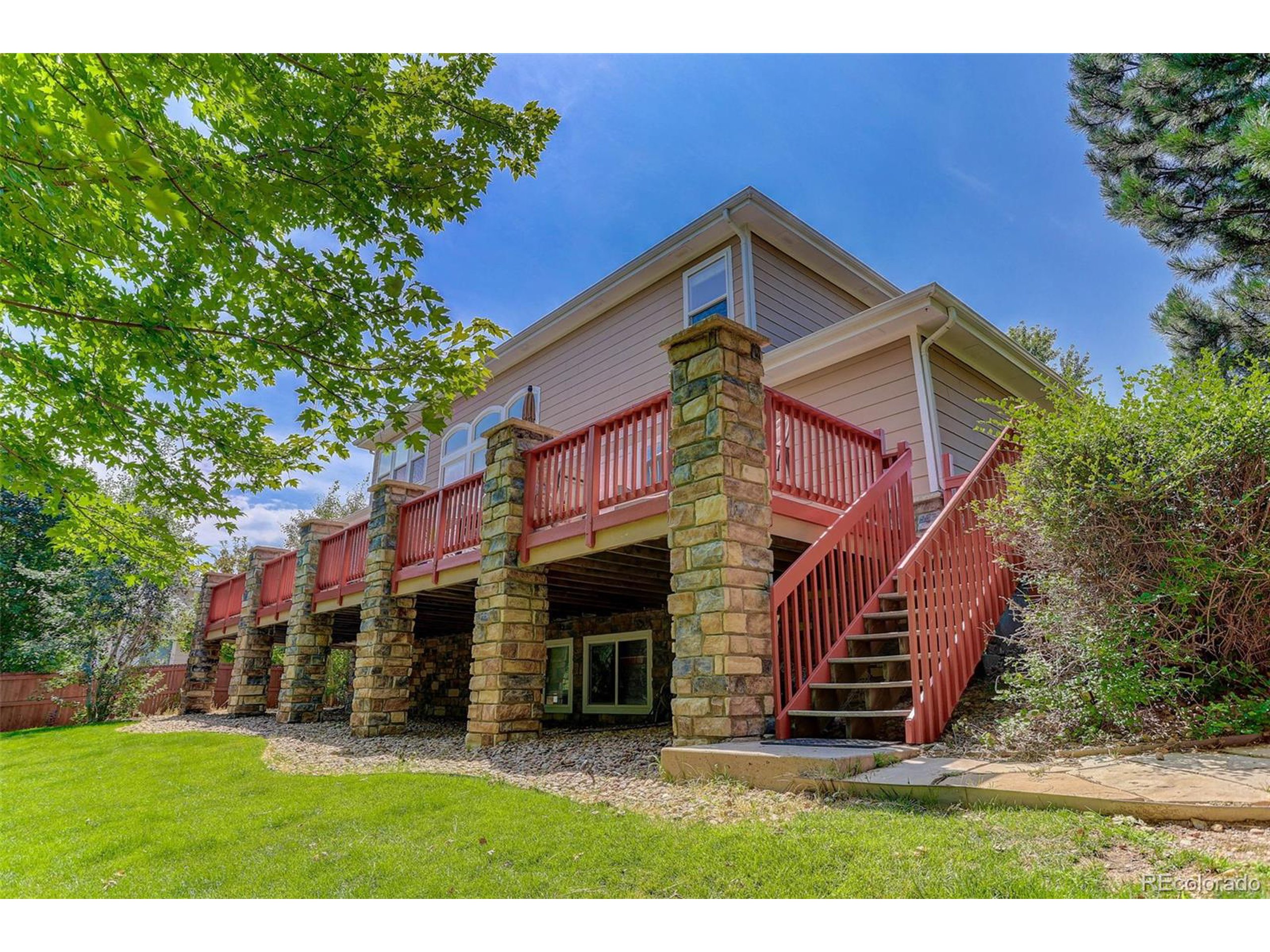 5313 Heather Ct