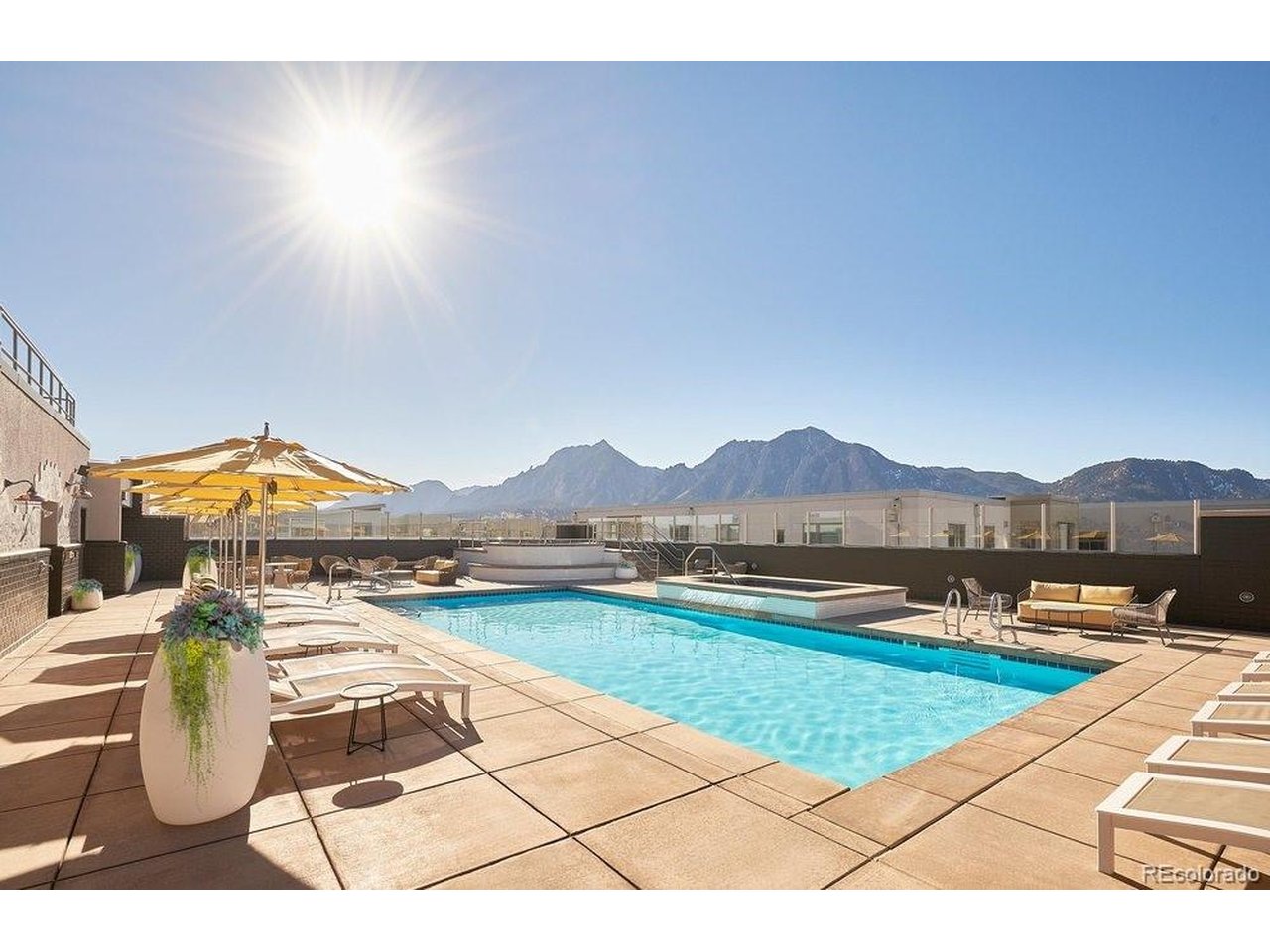 3601 Arapahoe Ave 205