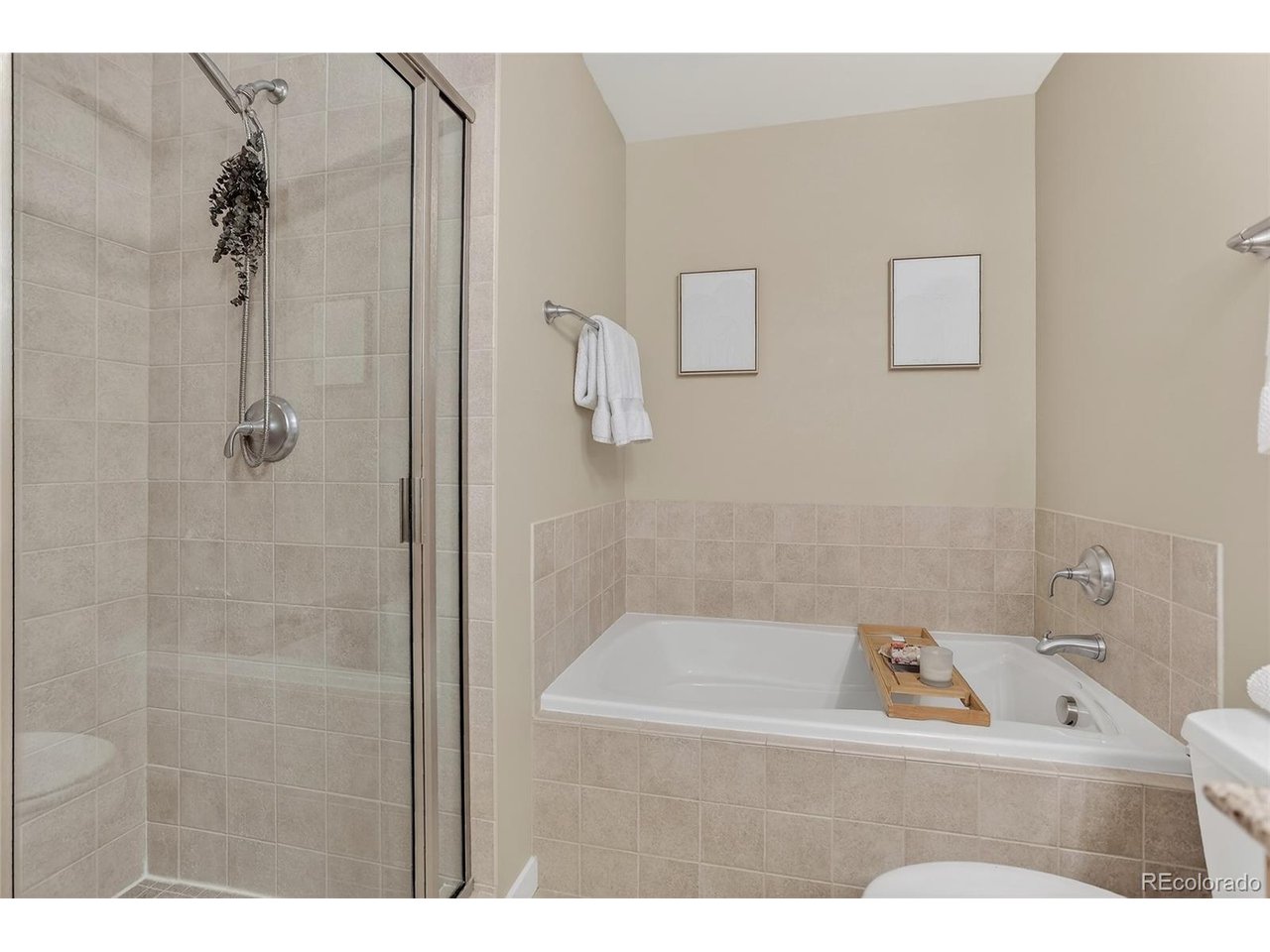 3601 Arapahoe Ave 205
