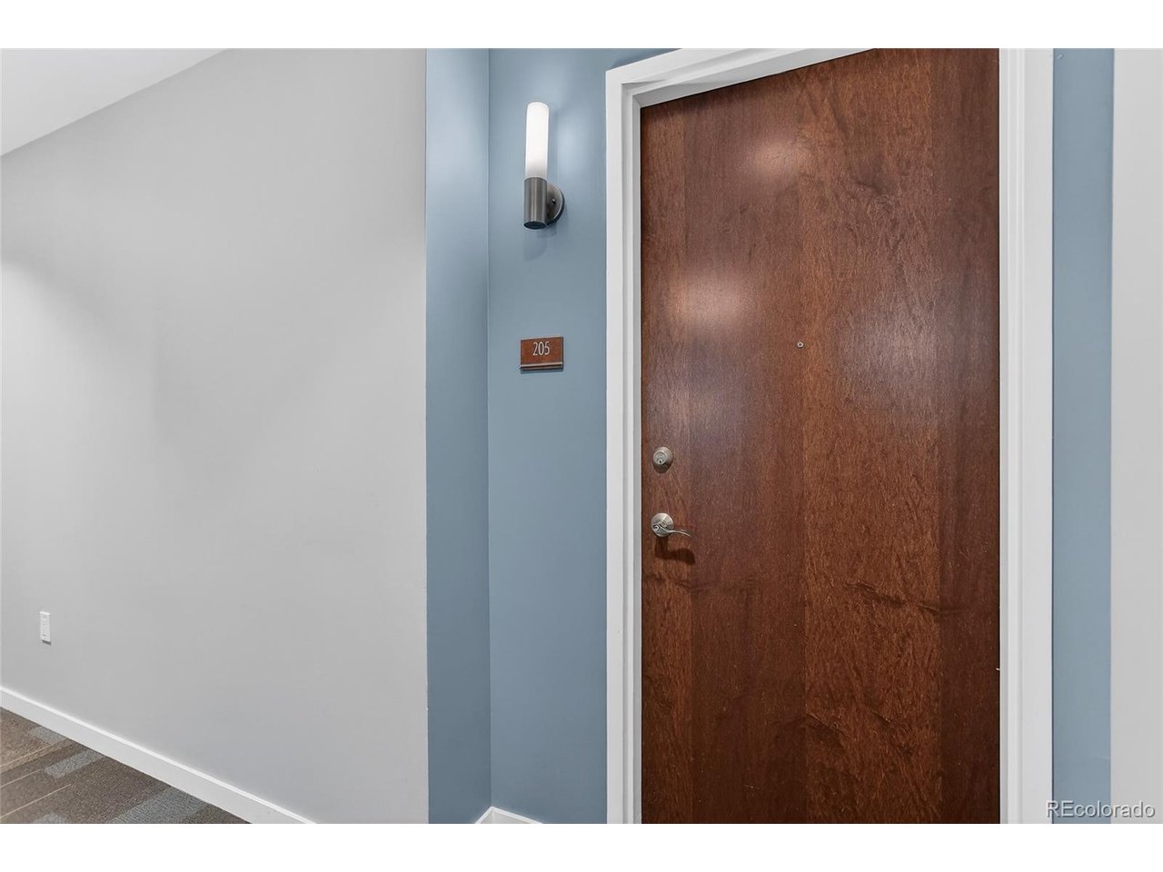 3601 Arapahoe Ave 205