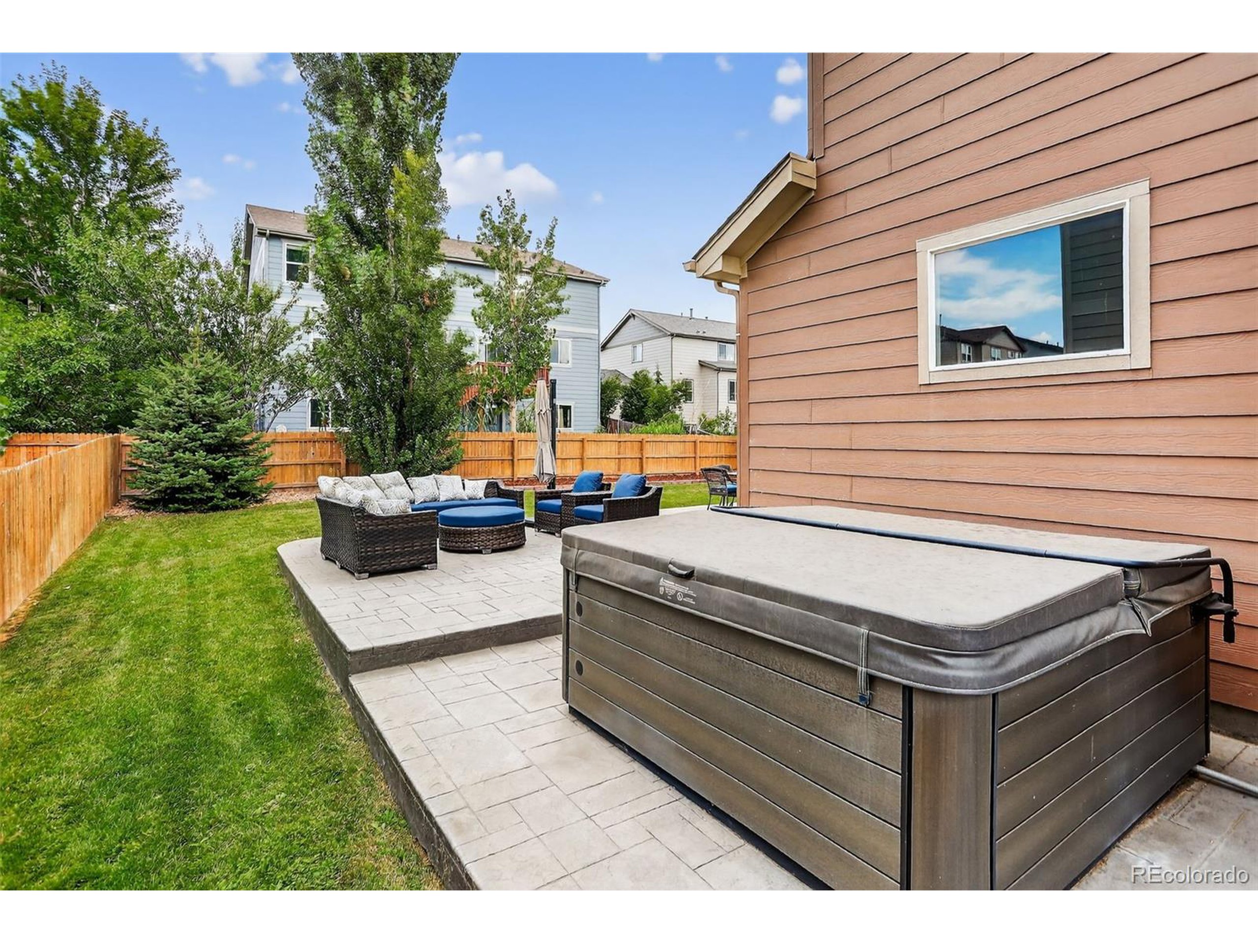 7832 E 123rd Pl