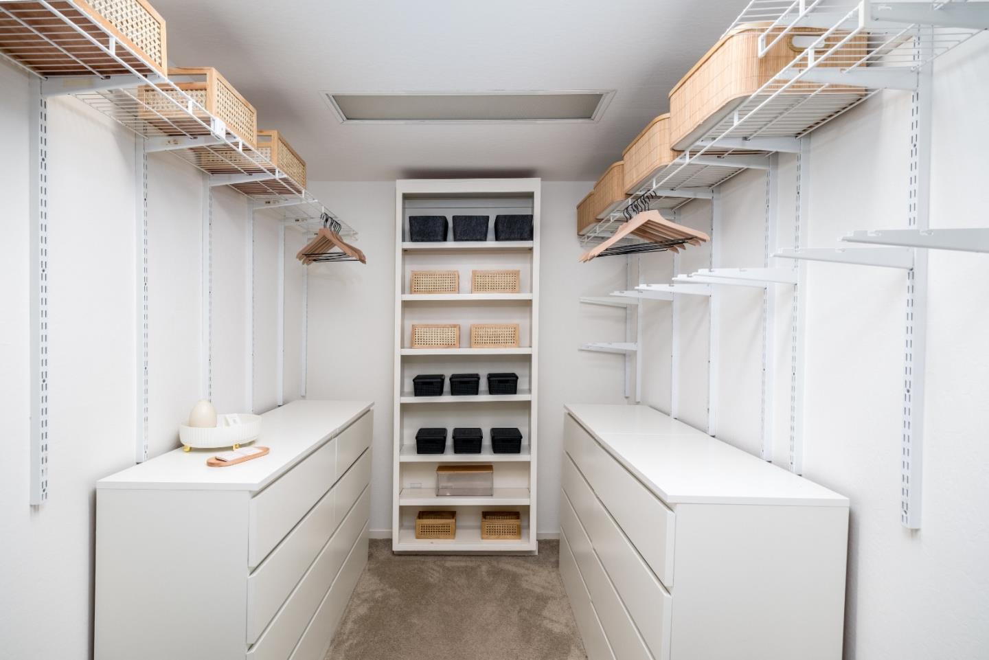 18400 Overlook RD 70